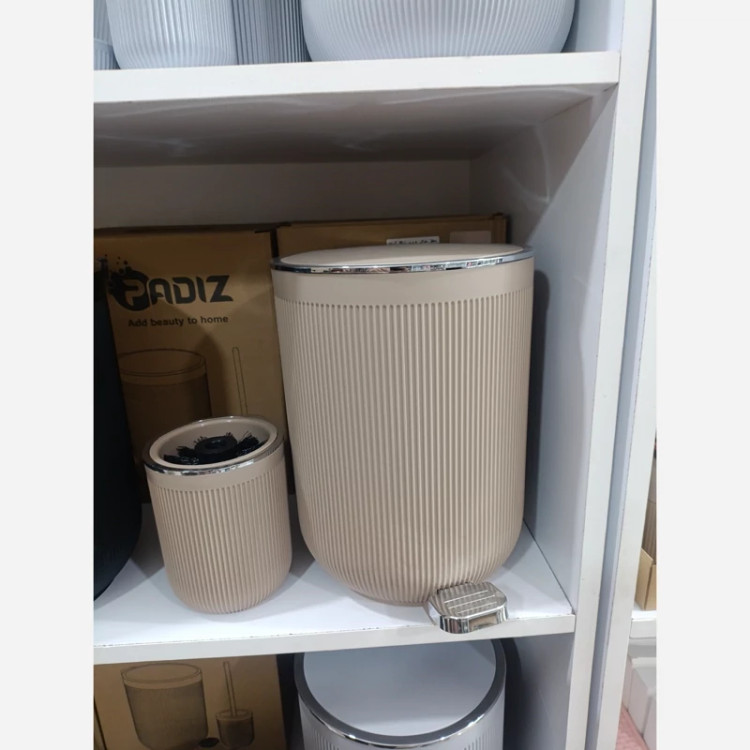 سطل پدالی دوجداره و فرچه بهداشتی